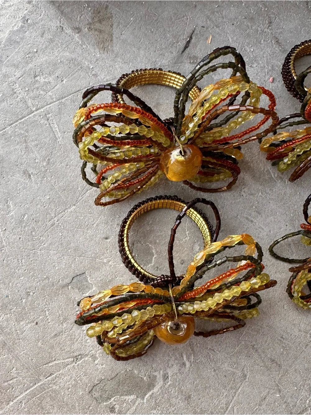 Set of 4 Pier 1 Beaded Flower Napkin Rings - Amber & Gold Tones